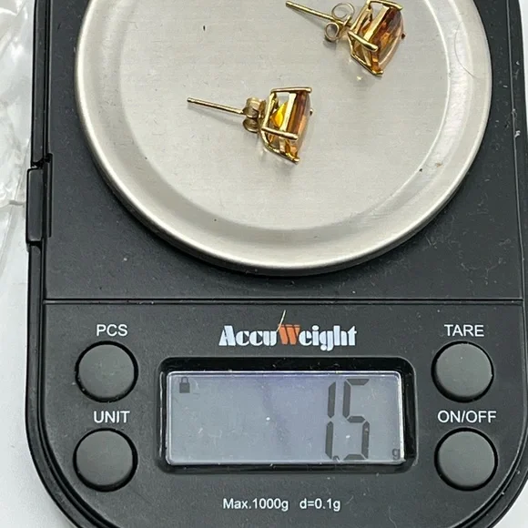 Vintage 14K Yellow Gold Princess Cut Citrine Stud Earrings - Picture 16 of 17